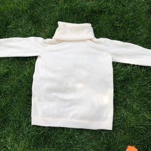 100% Cashmere Turtleneck Sweater in Cream